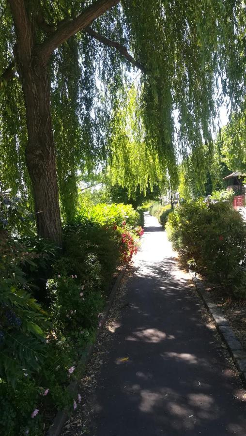 Les Pingouins De La Marne Bed & Breakfast Le Perreux Sur Marne Bagian luar foto