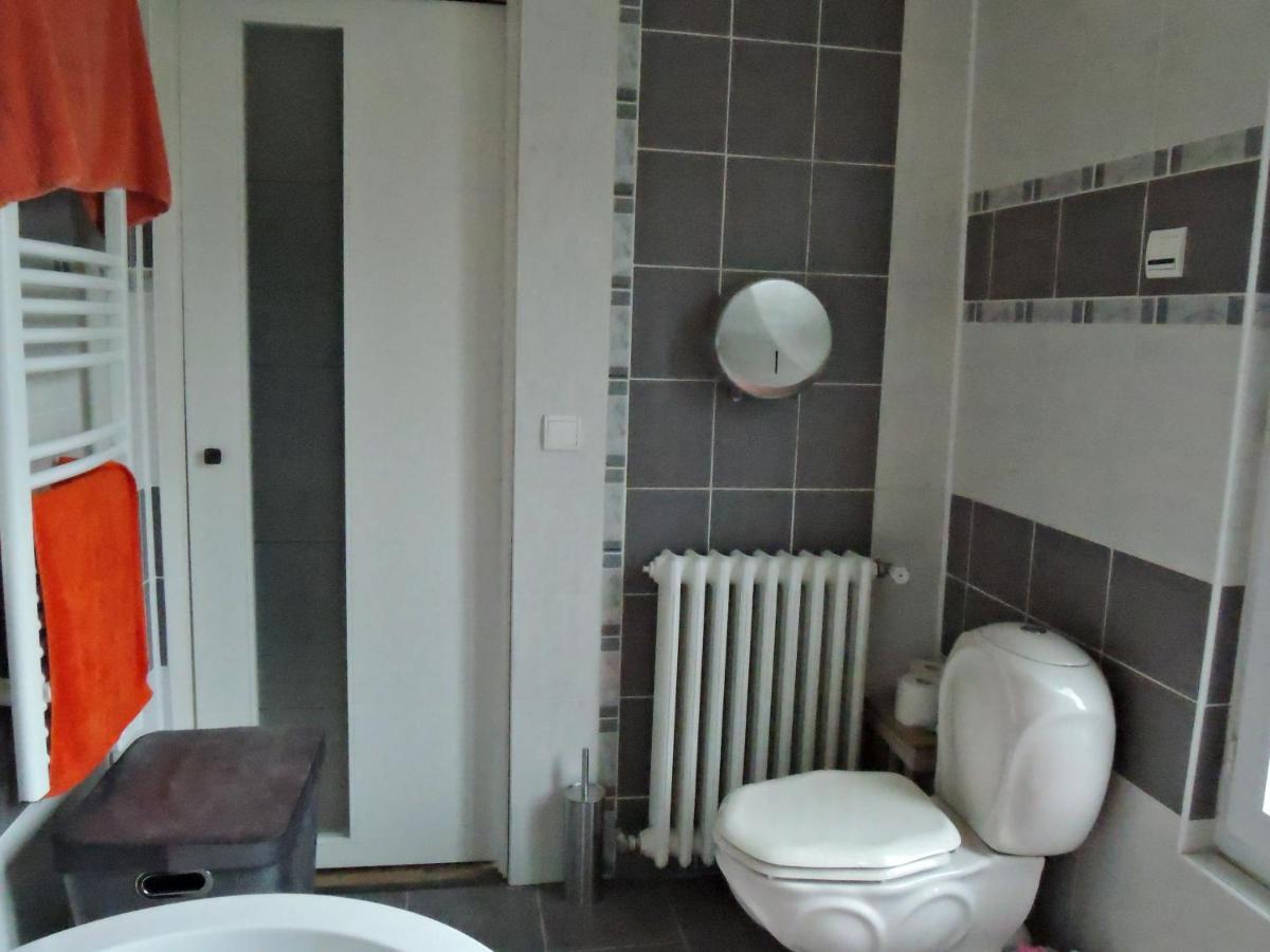 Les Pingouins De La Marne Bed & Breakfast Le Perreux Sur Marne Bagian luar foto