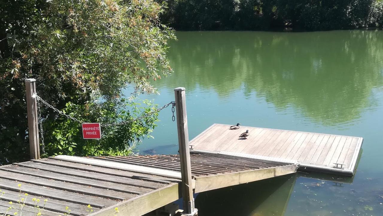 Les Pingouins De La Marne Bed & Breakfast Le Perreux Sur Marne Bagian luar foto