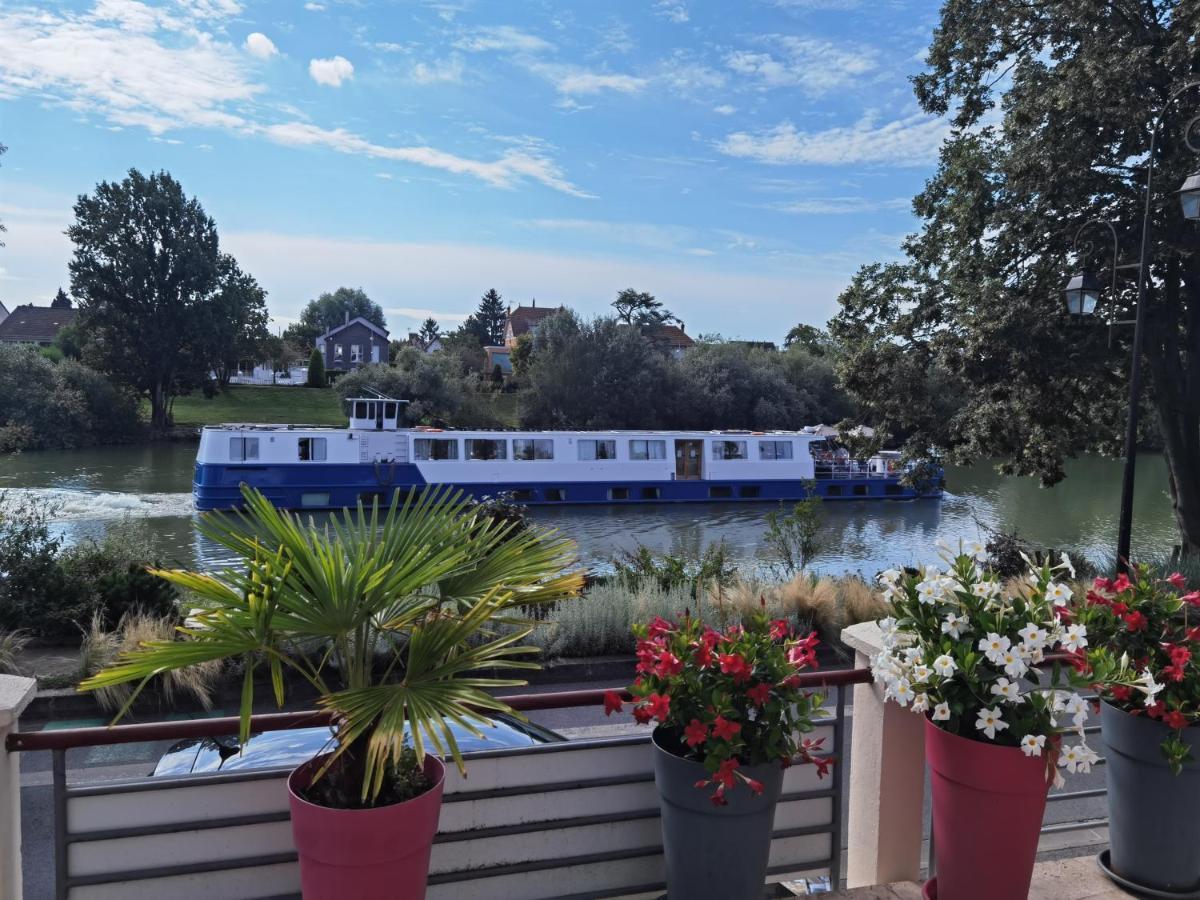 Les Pingouins De La Marne Bed & Breakfast Le Perreux Sur Marne Bagian luar foto